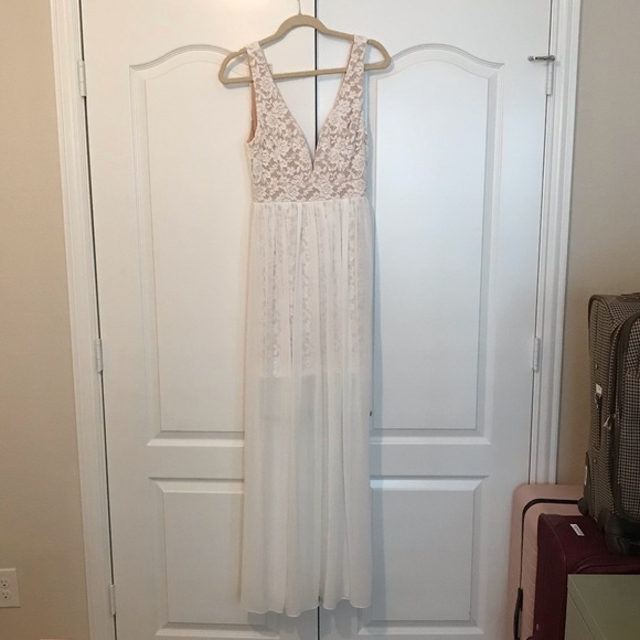 Lulus Dresses & Skirts - NEVER WORN Lulus White Lace Dress NWOT